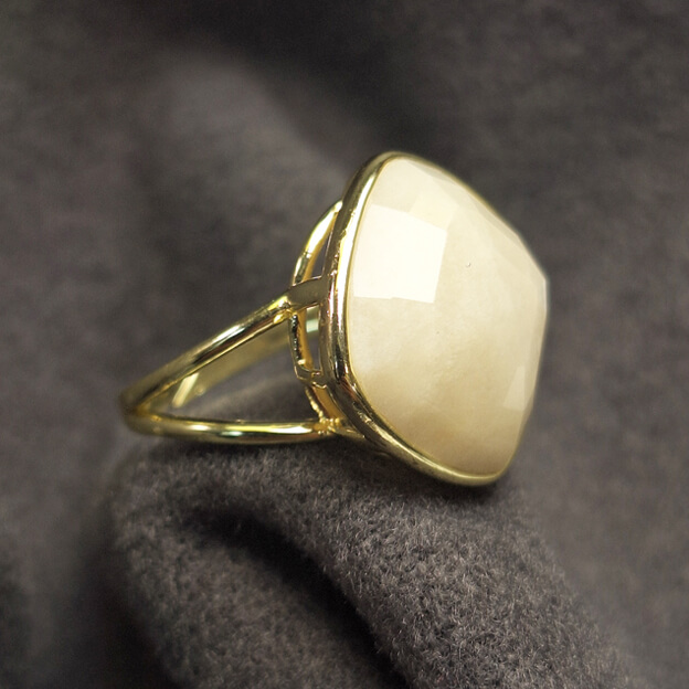 AXA130692 white