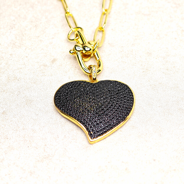 SXA131069 black